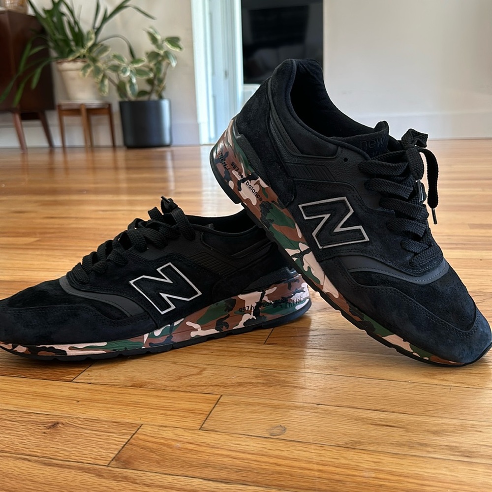 Men’s New Balance 997 M997CMO size 11.5 - like new